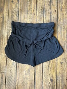 SHEIN Black Maternity Shorts